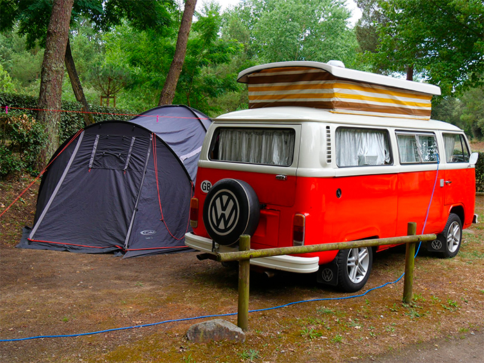 Location d'emplacement sur un camping avec pack séjour/surf à La Tranche sur Mer 